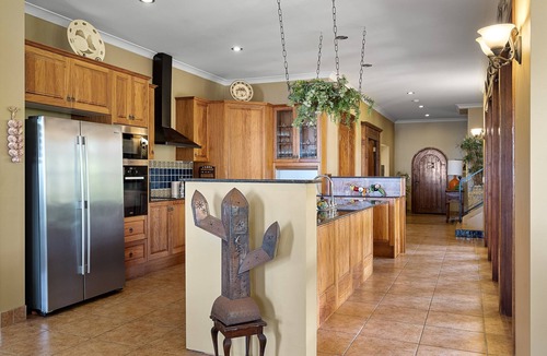 Swan Bay House | Casa Pacifica - A trip to Spain, 2 Hours From Sydney. Luxury Waterfront Villa, Escape, Relax, Reset.
