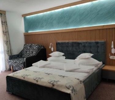 Jibert House | Casa Rares
