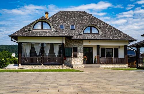 Putna House | Casa Românească