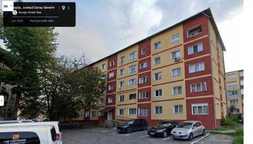 Resita Apartment | Casa Rusu -Moroasa-Self check in-24h Netflix
