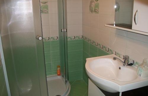 Sacele House | Casa Sara
