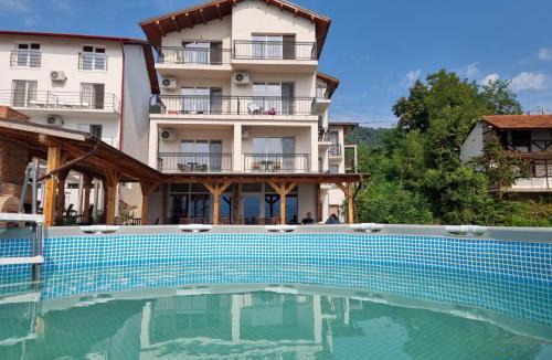 Eselnita Resort | Casa Soarelui