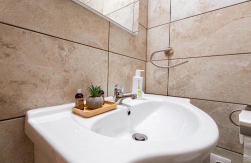 Sfantu Gheorghe Apartment | Casa TT House