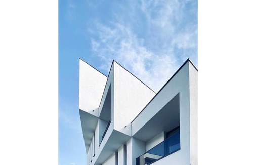 Pitesti Apartment | CASA VYS