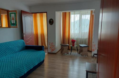 Eselnita House | Casa Yuppy Du