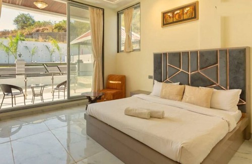Neral Villa | Cascade Cove By Ebony Stays | 4BHK Luxury Villa with Pool in Karjat