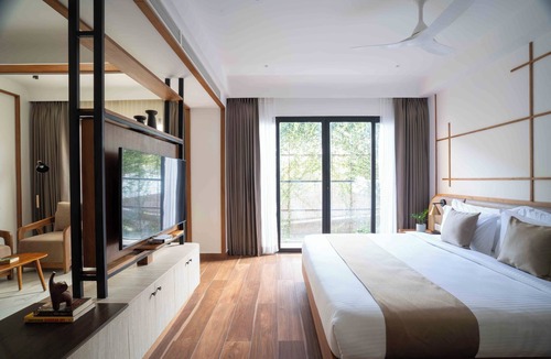 Nedumbassery Hotel | Castelo Inn