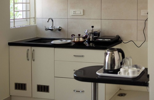 Rajajinagar Bed & Breakfast | Catalyst Suites Rajajinagar