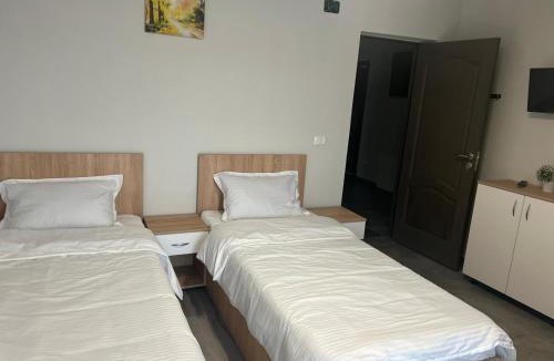 Bozovici House | Cazare Casa Meli&Dari