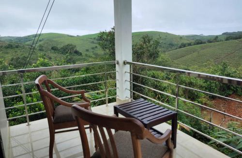 Elappara Hotel | CeeCee Grand