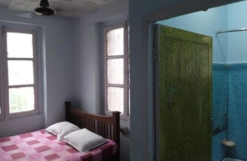 Dharmatala House | Centerpoint Guest House