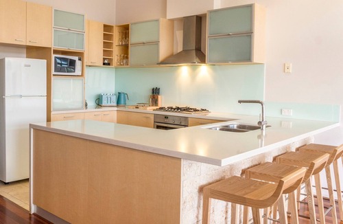 Margaret River Hotel | Central Avenue Apartments