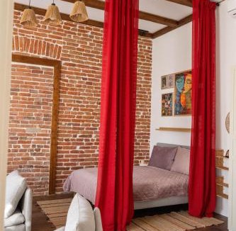 Arad Apartment | Central Charm