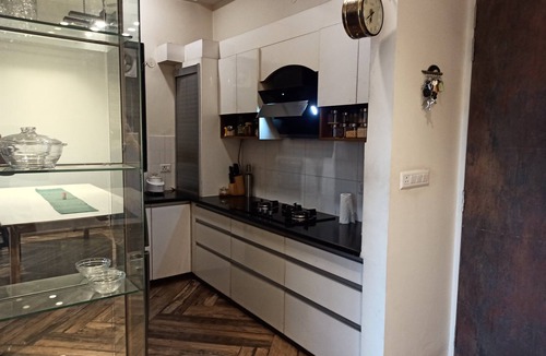 Panch Batti House | Central park view gem