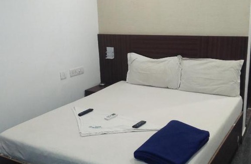 Periamet House | Central Saphire Residency-only for Indians