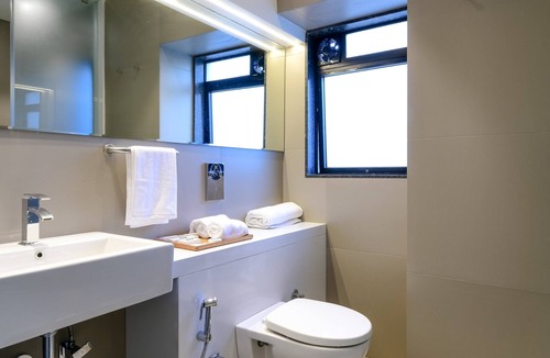 Shivajinagar Hotel | Centro