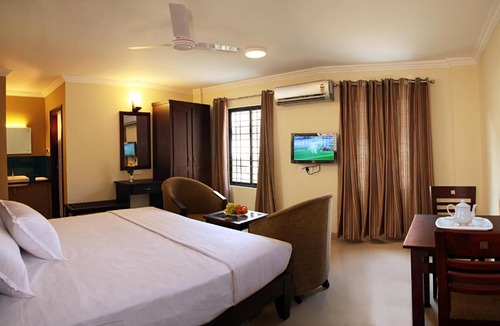 Mananthavady Hotel | Century Grand Hotel