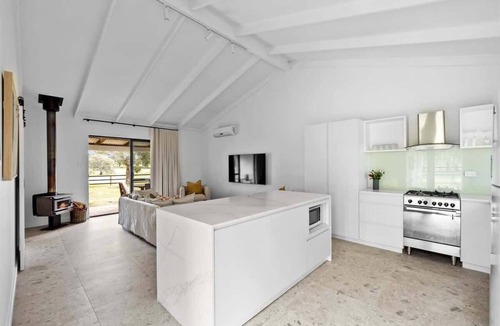 Margaret River Apartment | Chambré Estate Cabernet - spacious elegant luxury