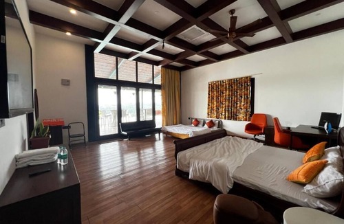 Hosur Hotel | Champions Ranch