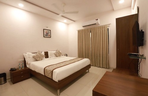 Navsari Hotel | Chandan Van Club and Resort - Navsari