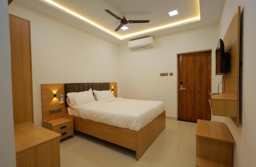 Velankanni Hotel | ChanTini Inn
