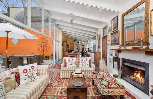 Paddington House | Characterful 4BR home w/pool, full of artwork w/galleries close by