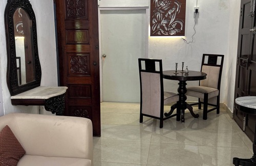 Thousand Lights West House | Charming 3-bedroom bungalow with WiFi and AC in gorgeous Chennai