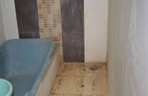 Gwalior House | Charming 3-bedroom bungalow with AC, fitness room in wonderful Gwalior