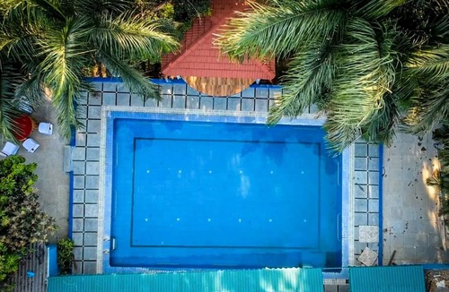 Chevella House | Charming 3-bedroom farmhouse with WiFi and AC in serene Tolkatta