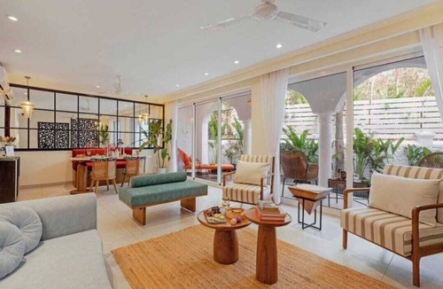 Assagao House | Charming 3-bedroom villa in Assagao with private pool, jacuzzi & a snooker table