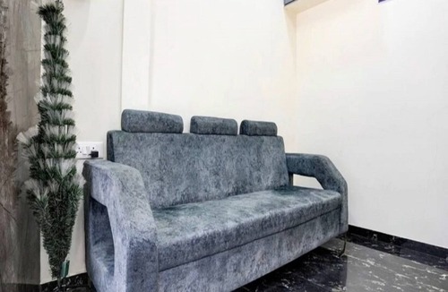 Sakinaka Hotel | Charming 9-bedroom hotel with AC and WiFi in wonderful Mumbai