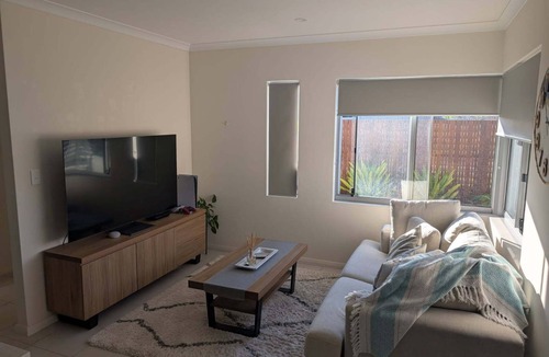 Wembley House | Charming convenience in central Wembley - whole home with yard, pets welcome