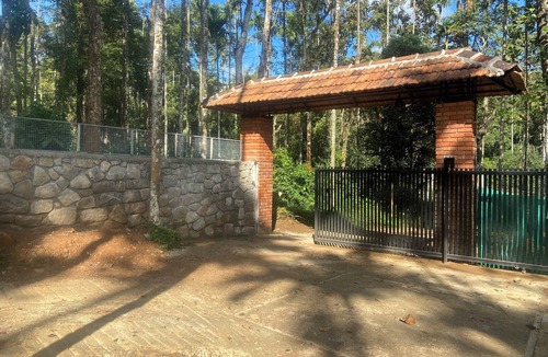 Vayittiri Cottage | Charming cottage with River view and Jacuzzi