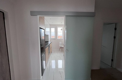Pitesti Apartment | Charming for 2, Pitesti downtown 1-bedroom 1-bath apartment with AC