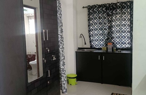 Mamangalam Hotel | Charming lodge in serene Kochi with WiFi, AC