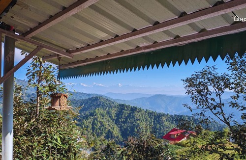 Mukteshwar Cottage | Charming mountain suite in Mukteshwar. Pet-Friendly!
