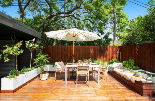 Glebe Apartment | Charming Retreat in Exclusive Glebe Estate