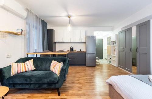 Bucharest Apartment | Charming Studio close to Unirii Square