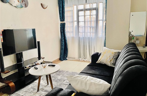 Kasarani Apartment | Charming ultra Modern 1-bedroom apartment in lovely Nairobi Lexabensa Stays