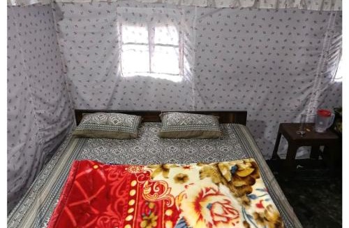 Dugalbitta Other | Chaukhamba Camp Stay