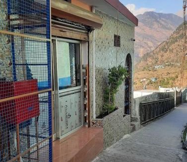 Narainkoti House | Chaukhamba