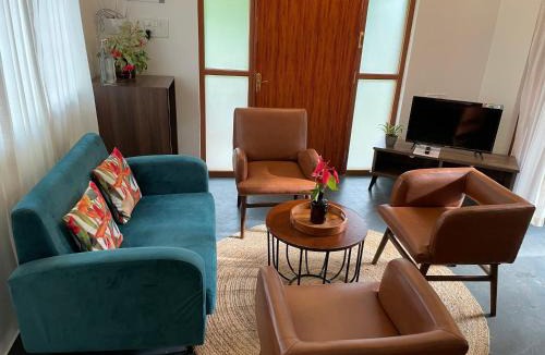 Candolim Villa | Cheerful 2-Bedroom Villa with Private Plunge Pool, Candolim, Goa