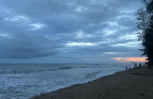 Vypin Villa | Cherai Beach Retreat
