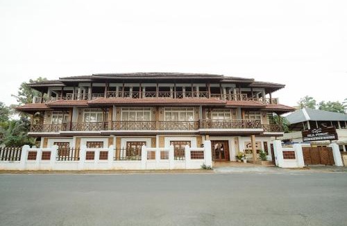 Kuzhuppilly Hotel | Cherai Beach View Heritage