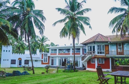 Mahe Villa | Cheshire Village - Beach Resort