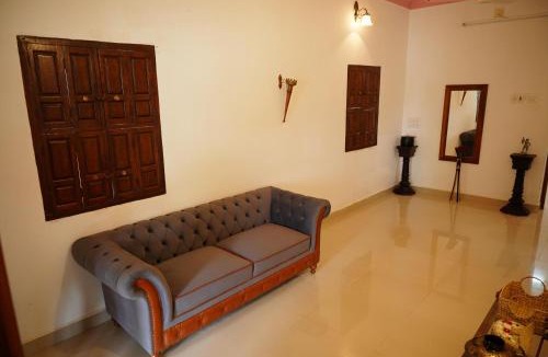 Karaikudi House | Chettinad Paradise