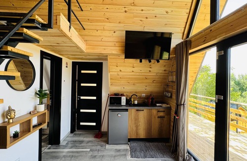 Valea Mare-Pravat Cabin | Chiang Mai A-Frame Cabin with private Hot Tub jacuzzi