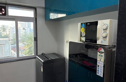Ranwar Apartment | Chic Bandra West Hideaway: Cozy 1-Bedroom Retreat in the Heart of Mumbai