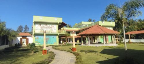 Hosur Resort | Chili Pili Resort