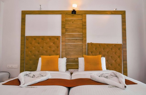 Chinnakanal Hotel | Chill Berg Resort - Bodimettu